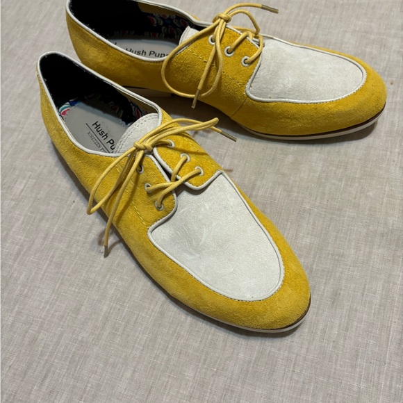 Yellow and White Two-Tone Oxfords Brand New  NEVER WORN - Picture 3 of 7